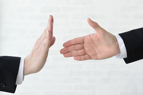 退職勧奨に対して条件交渉は可能？ 提示できる条件や交渉時の注意点