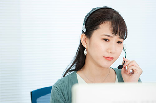 カスハラを通報したら逮捕してもらえる？ 企業ができる対策