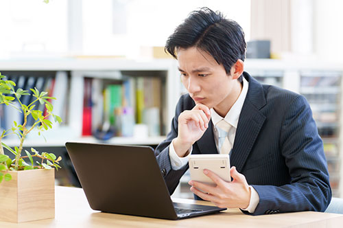 標準報酬月額に残業代は含むのか？ 随時改定や注意点を弁護士が解説