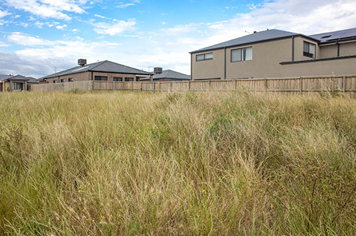 田舎の土地を相続したくない方へ｜手放す方法や相続するメリットなど