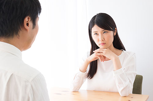 結婚後に夫の嘘が発覚！ 離婚すべきか？ 考えられる四つの選択肢