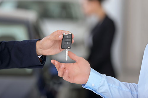 レンタカーを乗り逃げするのは犯罪？ 連絡を無視したらどうなるか解説