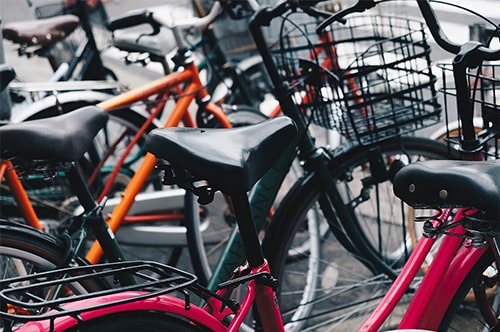 自転車を勝手に移動したら罪になる？ 違法駐輪にはどう対応すべ...