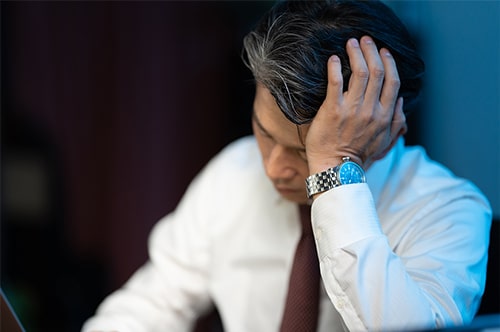 管理職の残業が100時間を超えた場合は？ 上限規制や注意点を解説