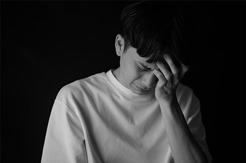 不倫（浮気）されてうつ病になったときの慰謝料請求の手順と注意点