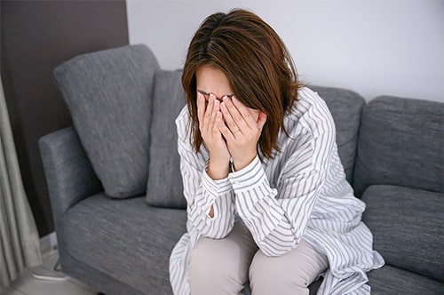 不倫相手の奥さんから慰謝料請求｜無視したときのリスクや対応方法