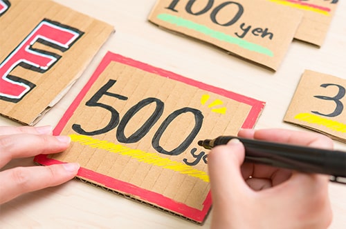 二重価格表示とは｜景品表示法や違反事例について