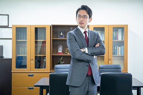 戦略法務とは｜法的なリスク管理から企業価値を高める実践方法