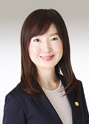 弁護士 金岡 侑佳