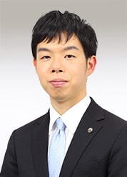弁護士 荒永 知大