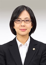 弁護士 中野 佳奈