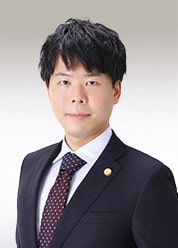 弁護士 鯛 翔伍