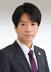弁護士 栁瀨 大貴