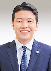 弁護士 山高 誠人