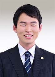 弁護士 山本 悠介