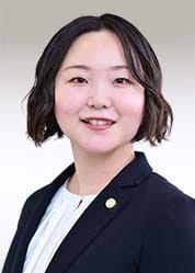 弁護士 脇坂 冬蘭
