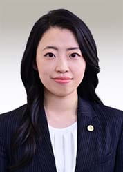 弁護士 藤原 佑月