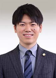 弁護士 藤岡 優希