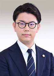 弁護士 大竹 春輝