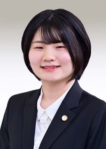 　柳 香里