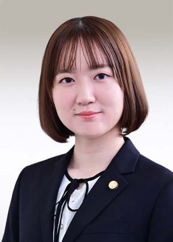 　滝田 菜々子