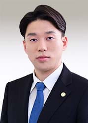 弁護士 田中 健太郎